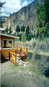 The view of the mountainside behind the cabin